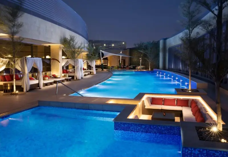 Al Rayyan Hotel Doha swimming pool