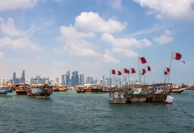 boat with Qatar flag