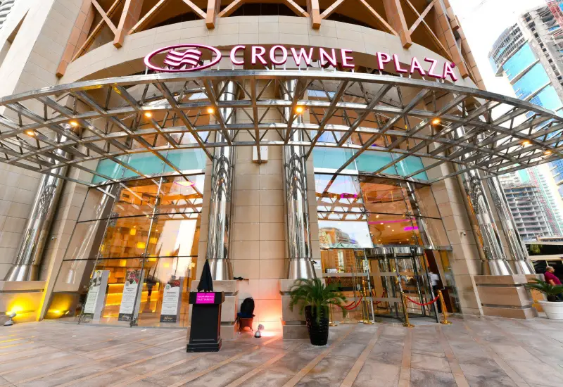 Crowne Plaza Doha West Bay Exterior