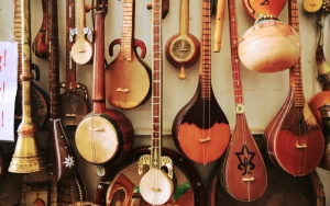 Qatar Traditional Instruments