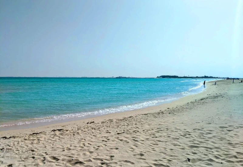 azerbaijani beach qatar